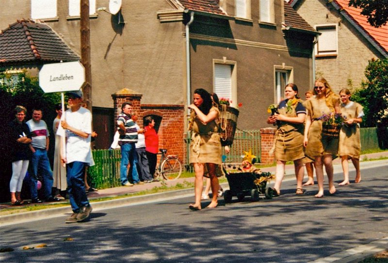 Festumzug 1025 Jahre Lostau